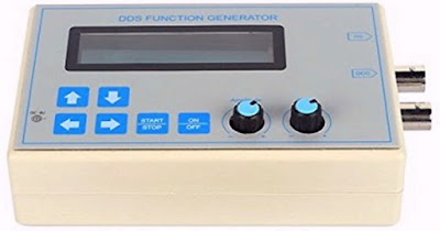 FG-050-function-generator(02) (© eBay)