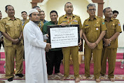 Pemprov Sumbar Terus Tingkatkan Pendidikan di Mentawai, Wagub Audy Antar Bantuan untuk Madrasah Islamic Center di Siberut