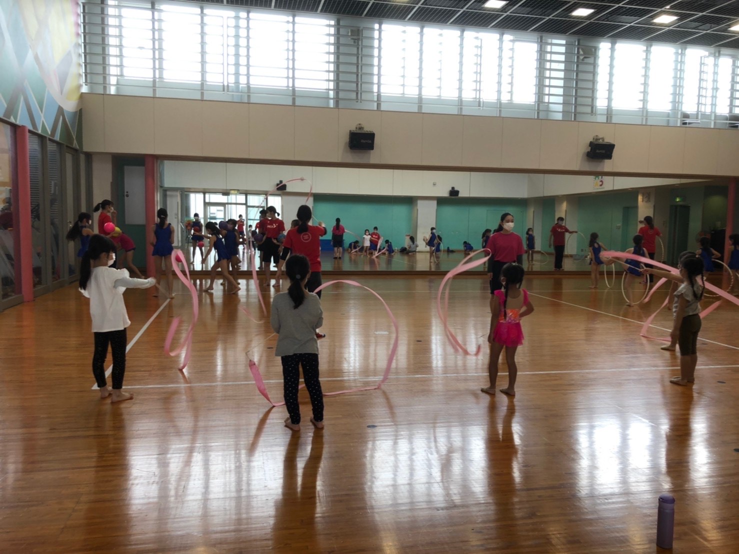 湘南とつかｙｍｃａｙｍｃａとつか学童クラブ 公式ブログ 湘南とつかymcaウエルネススポーツクラブ 新体操クラスの様子