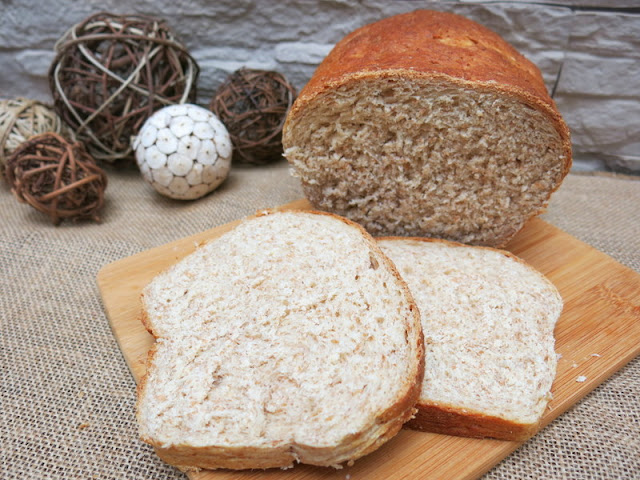 PAN DE MOLDE CON HARINA INTEGRAL DE ESPELTA