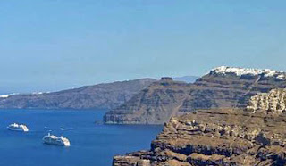 Skaros Rock bei Imerovigli in Santorin - Foto von Christiane Großimlinghaus