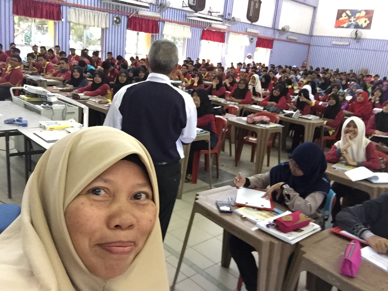 Guru Matematik Tambahan SM Sains Teluk Intan: KEM 