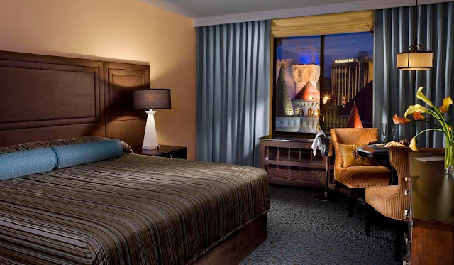 Rooms and accommodation from Excalibur