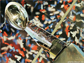 Trofeo Super Bowl XXXVI