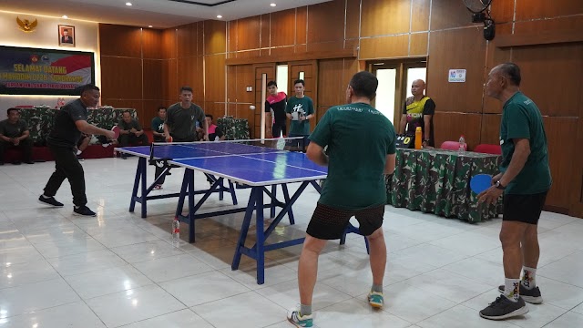 Olah Raga Bersama, Kodim 0726/Sukoharjo dan Fave Hotel laksanakan Pertandingan Persahabatan Tenis Meja