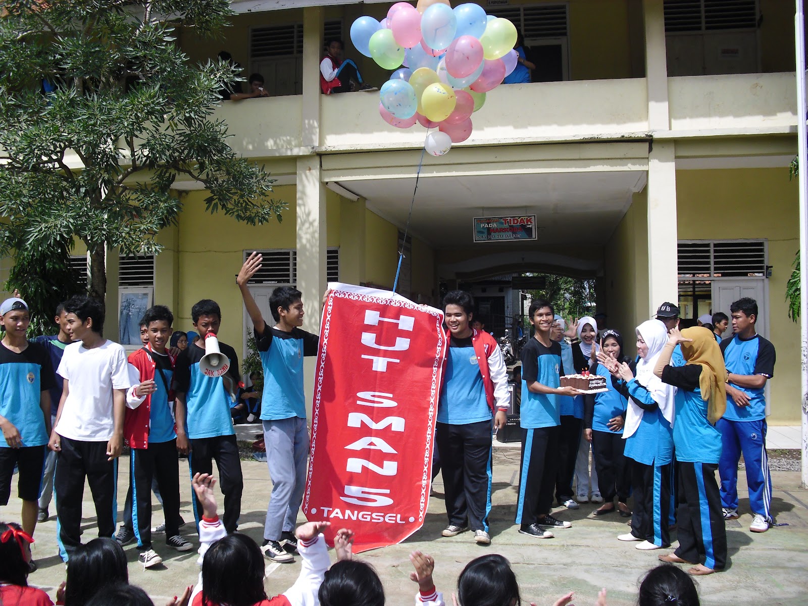 Ulang Tahun Sekolah (SMAN 5 Tangerang Selatan)