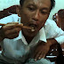Ăn tươi nuốt sống con Đuông Dừa đang ngọ nguậy