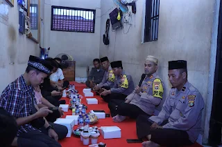 Polres Lampung Utara Gelar Buka Bersama Tahanan di Bulan Ramadhan , Momen Introspeksi dan Memperbaiki Diri