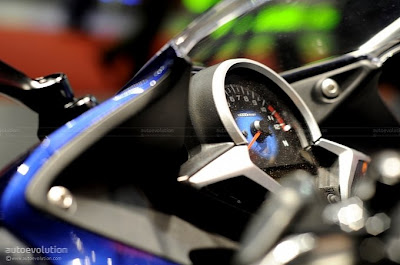2012 Honda CBR250R live pics and specs