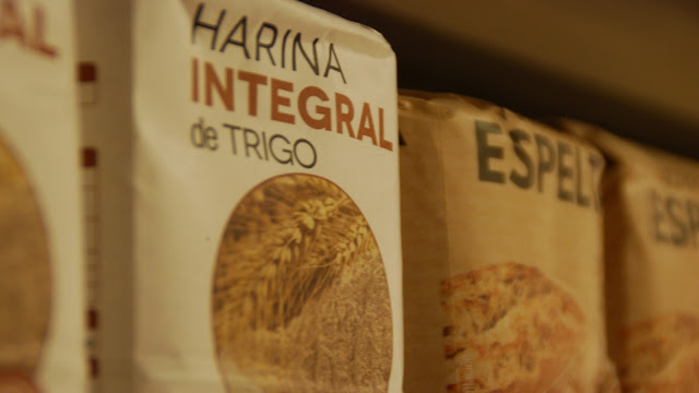 haria integral y harina de trigo variedad espelta