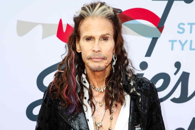 "🎤 Breaking News: Aerosmith's Farewell Tour Delayed! 🚀 Find Out Why Steven Tyler's Vocal Cord Injury is Rocking the Music World! 🎸 #Aerosmith #TourDelay #StevenTyler 🤯"