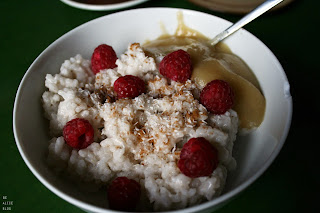 http://be-alice.blogspot.com/2015/04/coconut-rice-pudding-vegan.html