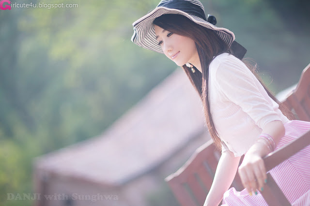 1 Lee Sung Hwa Outdoor-very cute asian girl-girlcute4u.blogspot.com