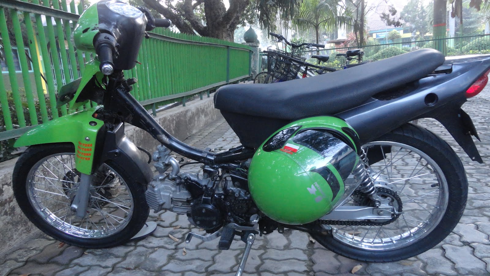 KAWASAKI BLITZ ROAD RACE I LOVE INDONESIA