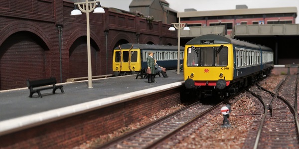 Hopwood model railway layout, peco layout, DMU, wills kits