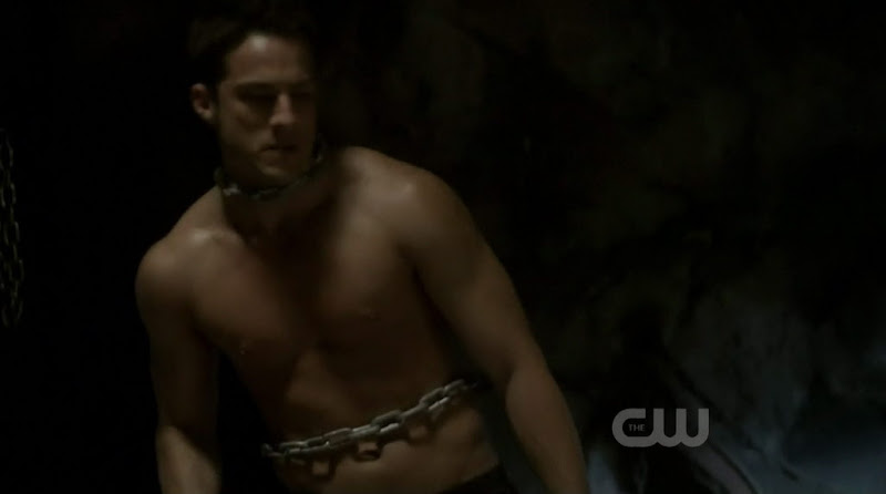 Michael Trevino Shirtless on The Vampire Diaries s2e11