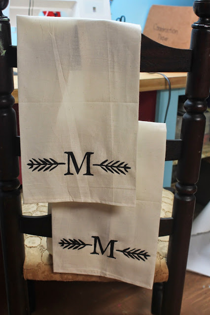  DIY handpainted kitchen towels