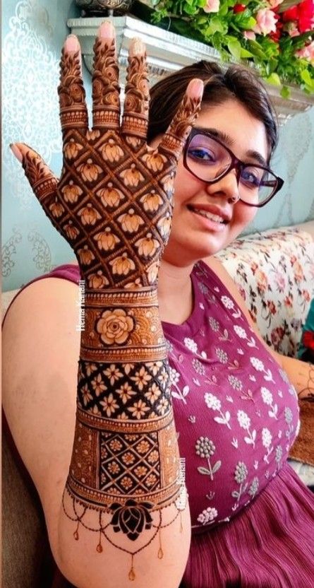 Bharwa Bridal Mehndi Design