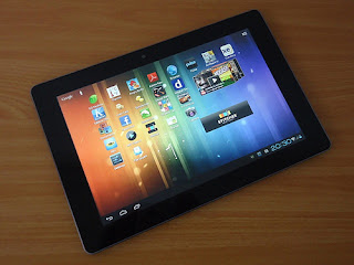 tablet realpad bunaken harga spesifikasi, fitur tablet bunaken, keunggulan tablet pc bunaken dan gambarnya, gadget keren android 4.0 quad core