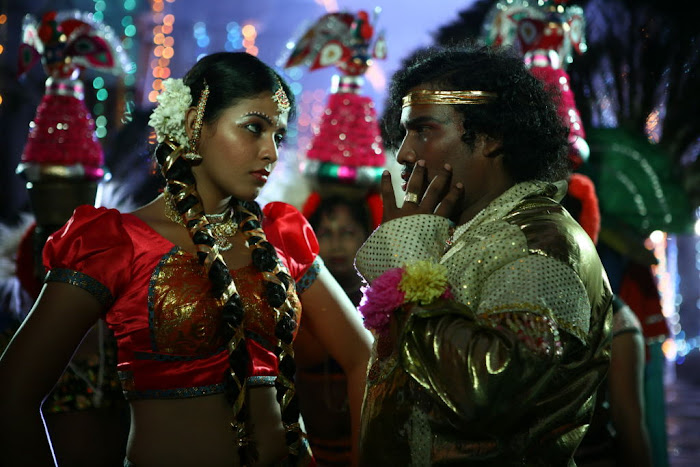 Naluguru Snehitula Katha Telugu Movie Stills show stills