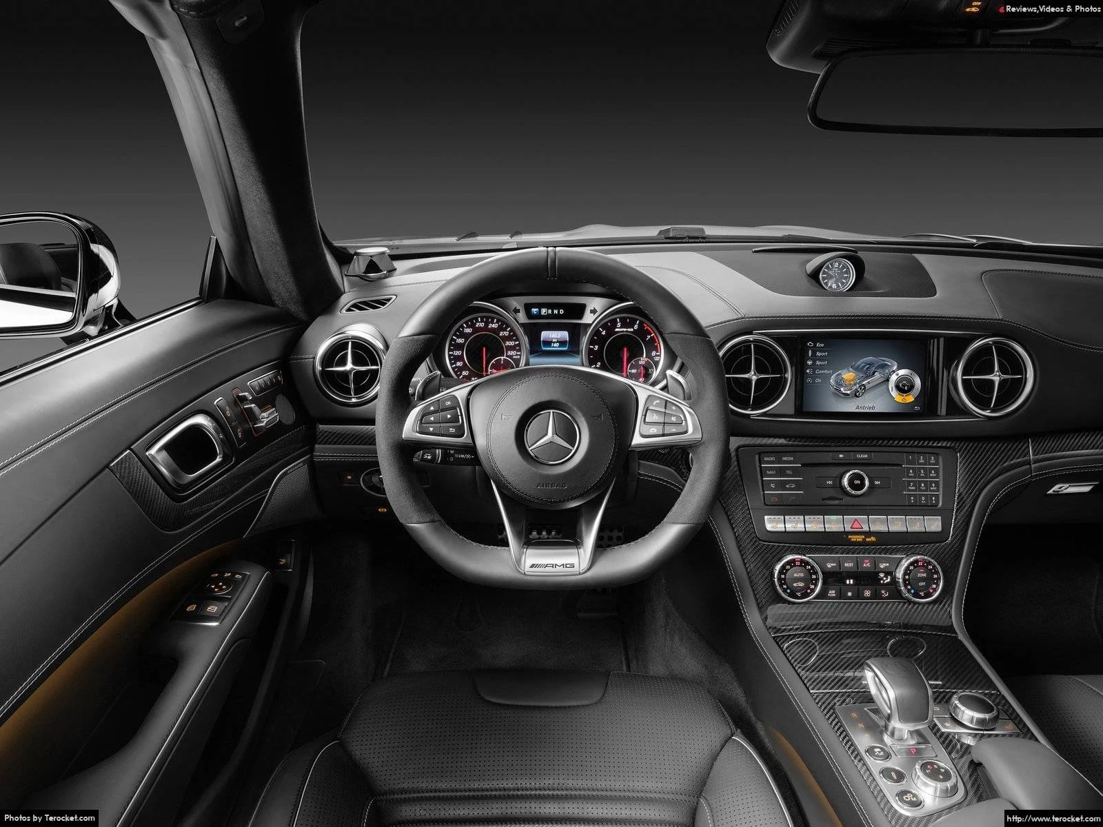 Hình ảnh xe ô tô Mercedes-Benz SL63 AMG 2017 & nội ngoại thất
