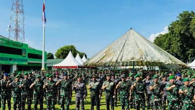 Luapan rasa bangga, Panglima TNI Berikan Bantuan Uang Tunai untuk Kesejahteraan Prajurit Korem 132/Tdl   