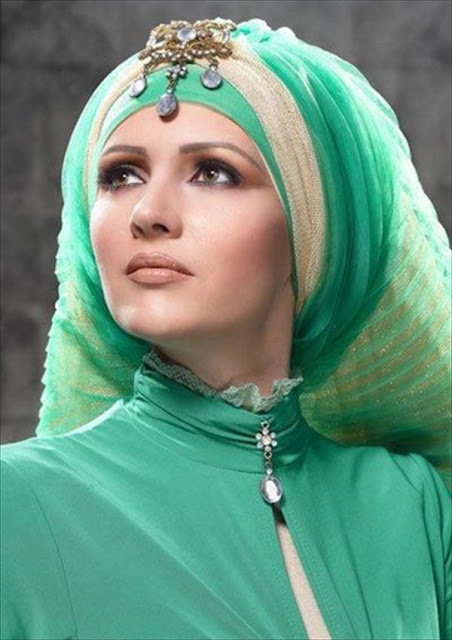 Contemporary Hijab Wedding Styles