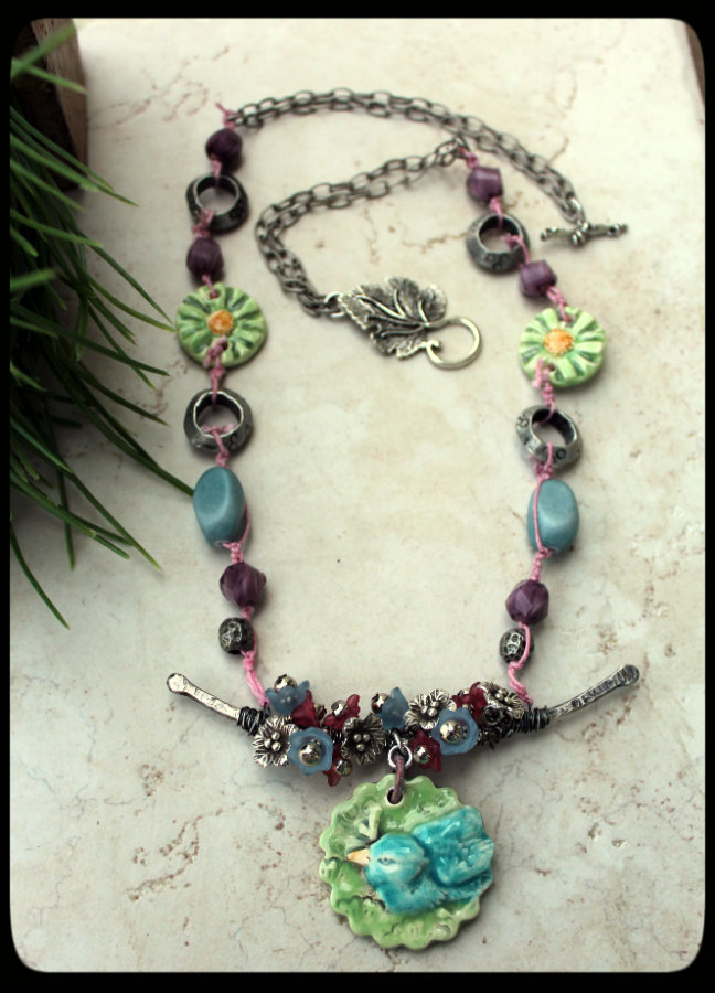 Bird Necklace on This Month S Bead Artisan Is Nan Emmett   Nan And I Met Online When