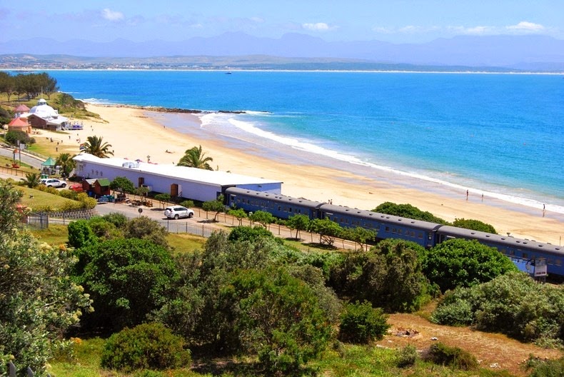 santos-express-train-lodge-10 santos-express-train-lodge-10
