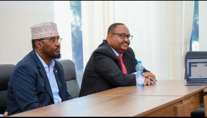 A meeting to resolve the current crisis for Abdi Hashi, A / Madobe and Deni