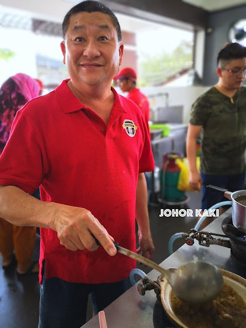 Restoran Do Do Do in Tangkak Johor is all Beef Beef Beef 东甲肥仔牛腩面