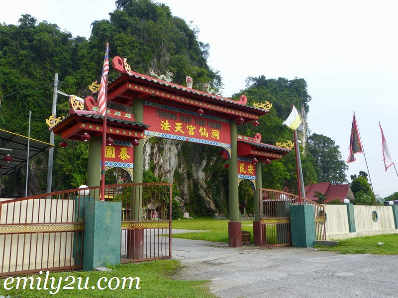 Huat Tian Keong Temple Bercham From Emily To You