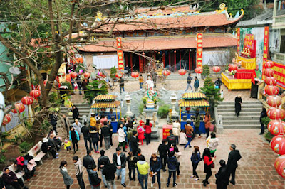 Fête de la pagode de Long Tien