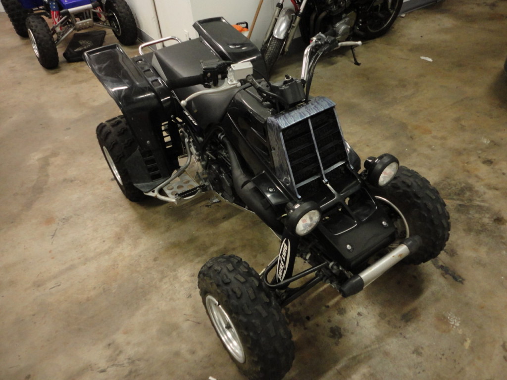 2006 yamaha banshee for sale 2005 yamaha banshee in black i also have 2 more blue ones for sale 