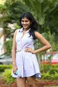 hebah patel new glam pics-thumbnail-10