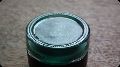 MAC COSMETICS MICKEY & CONTRACTOR FLUID LINER IN IVY SWATCHES