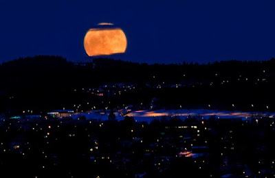 Supermoon Photos From Around The World Seen On  www.coolpicturegallery.us