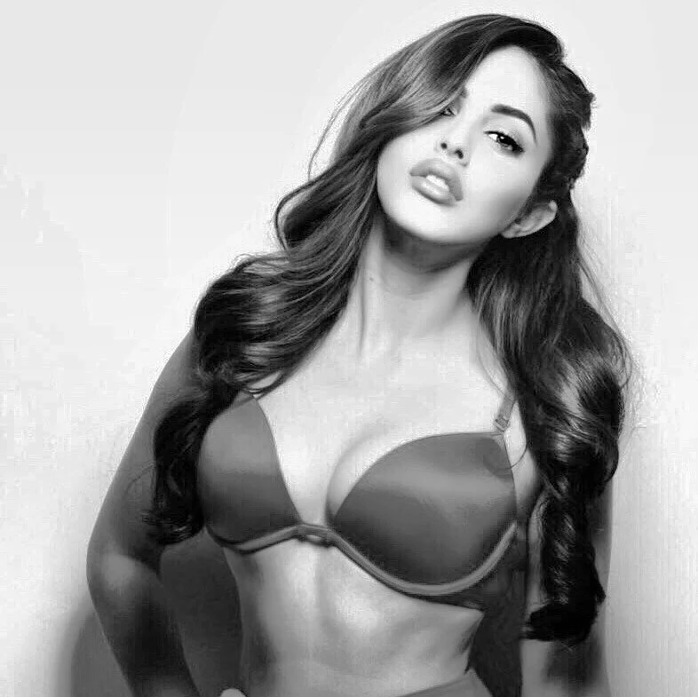 priya banerjee hot actress hello mini bekaaboo