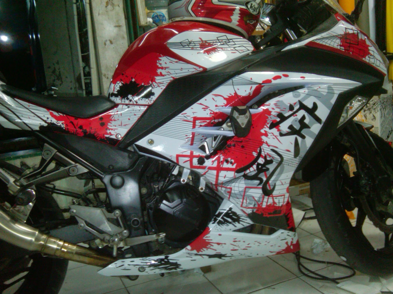 Cutting Sticker Bekasi Sticker Cutting Bekasi