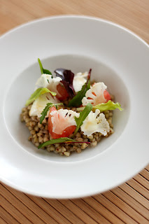 vegetáriánus hajdina bivalymozzarella mozzarella nyers karfiol szelet grépfrút grapefruit saláta