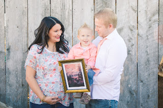 How To Choose Colors for Family Pictures: 7 great tips from a professional to make sure you choose the best colors for your family!