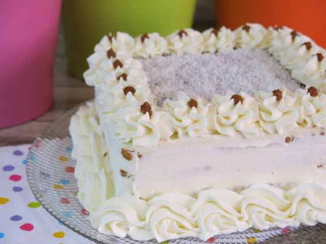 TARTA DE GALLETAS CON DULCE DE LECHE Y COCO