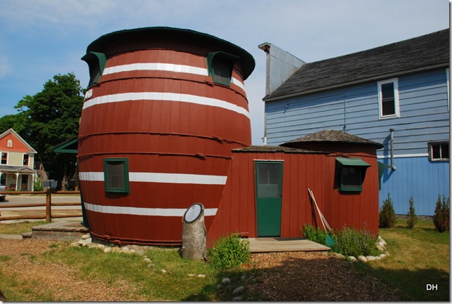 07-16-13 A Grand Marais (11)