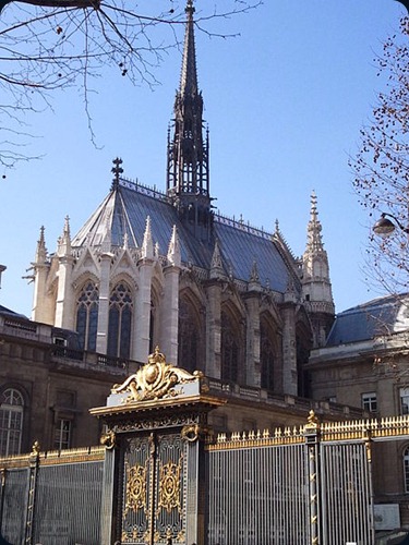 Paris,_Sainte-Chapelle,_P.de_Montreuil