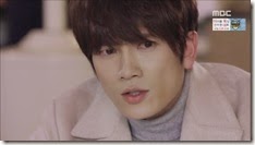 Kill.Me.Heal.Me.E13.mkv_002877841_thumb[1]