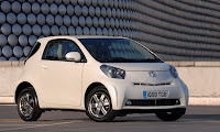 [Toyota iQ - Clic ver en alta definición -automOndo.com.ar]