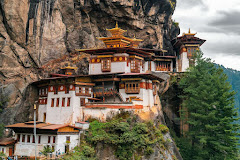 9 reasons to visit Bhutan - suma - explore Asia
