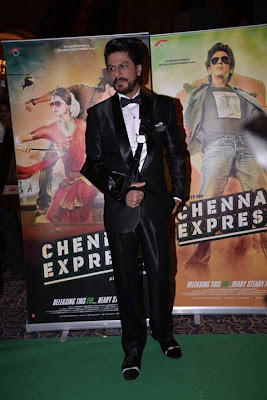 SRK and Deepika promote Chennai Express at IIFA 2013