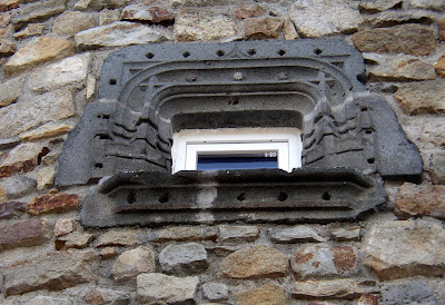 Photo de belles portes et fenêtres d'Auvergne