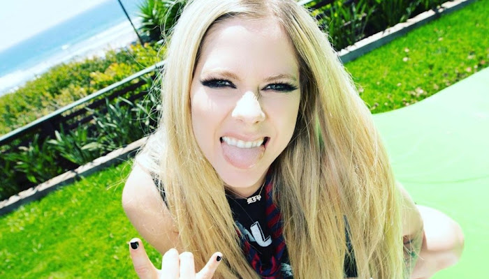 ¿Avril Lavigne no envejece?, las redes sociales reaccionan tras su debut en Tik Tok